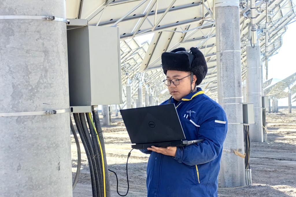 CB034F6E9D09C8F62885BA51E8C_89E8E7EC_19DE4