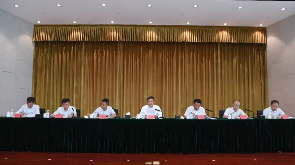 1411630588AEB051BE769DCB03E_BE295B43_DFB0