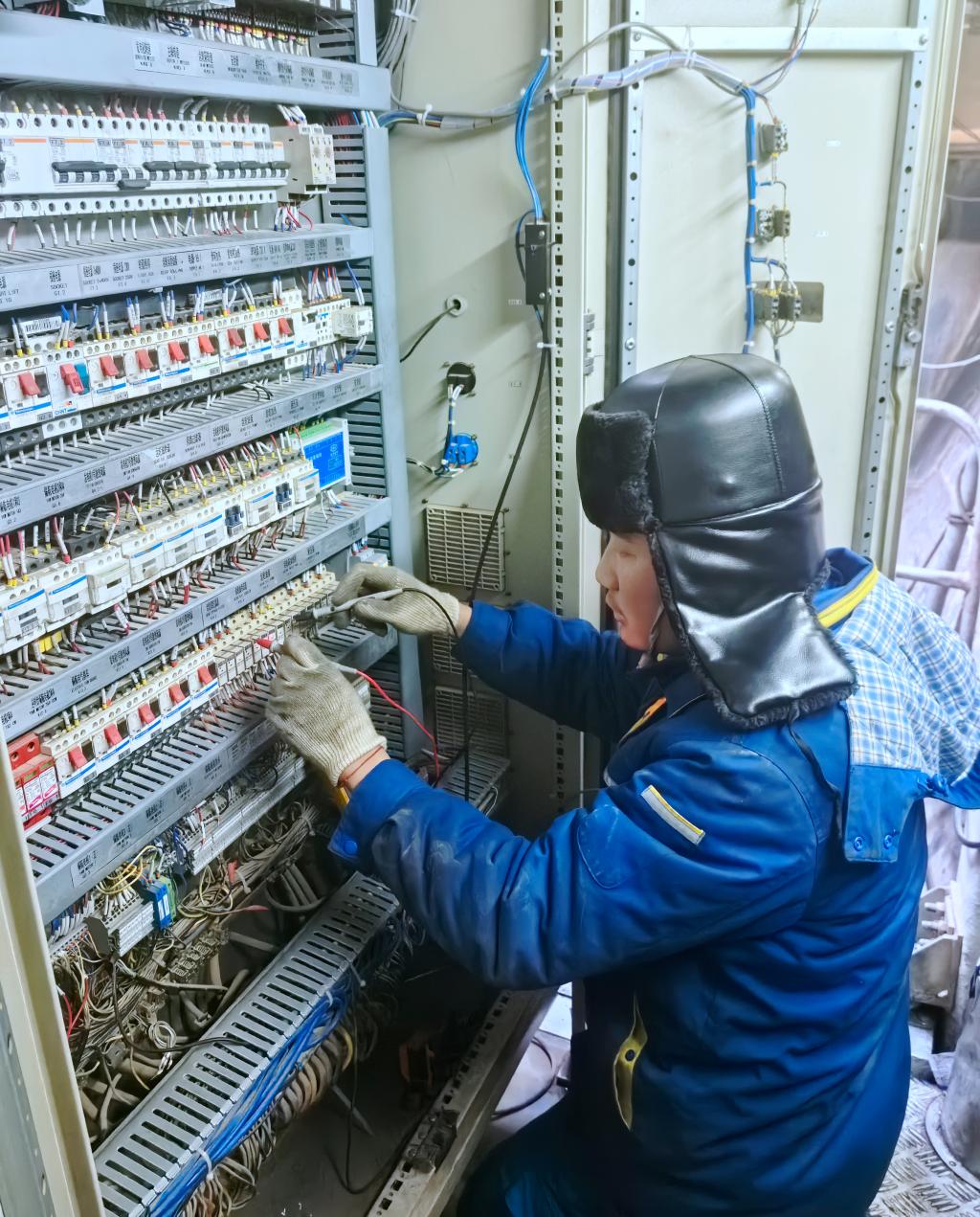 6FA8F3D9C0CBBA2EF58E2EF5E71_ED246E04_38CEF