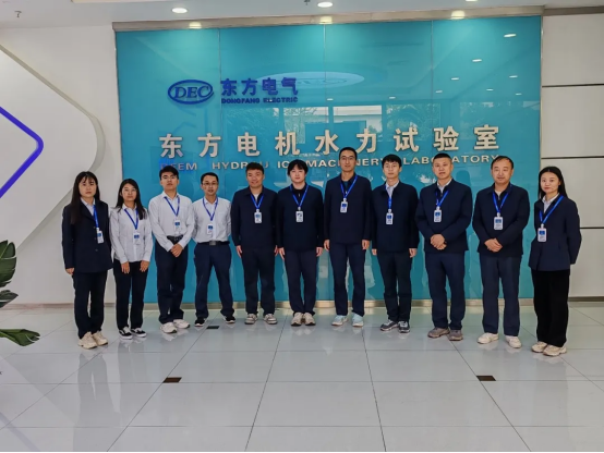 8550489F0F3F355413A5FEFEC49_77E682E6_E18C0