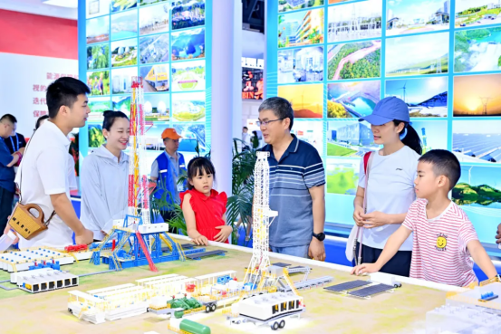 EE6FB3DD1350F37196DFCF41035_ED0EB9A8_C7B4A