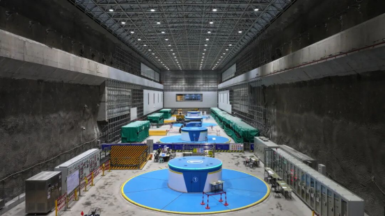 683CA604AB8355E10CDB34B56DD_0B712585_A8520