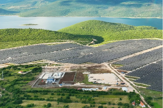 32D518EAB1D73D9B80A434F2367_F0A9485E_C6713