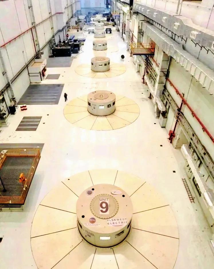 39173C9E135FF57FE7D674EDF68_88F5DB5C_17AE1