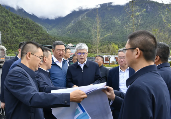 7D112E01B9A57EAE792372392DF_07A8C672_D05DB