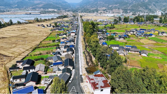 DA47819AF1904E308FC5A1B1AE2_39FEBFC2_A8DC5