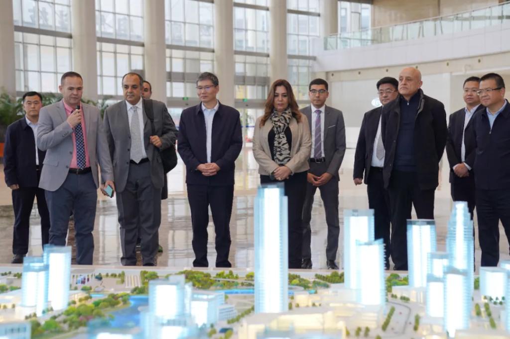 D6D09D5CDE84A939F45046AC198_10BE35F6_145C1