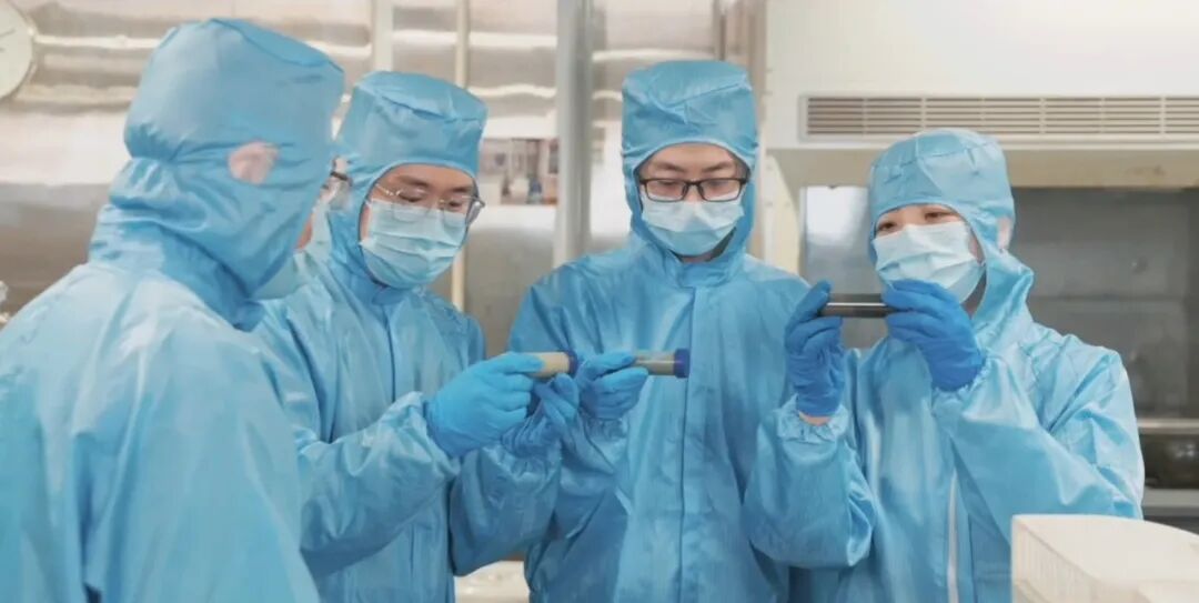 0833682FC4FBC4C6AC5E3A2C137_E2A7DF6C_EC8A