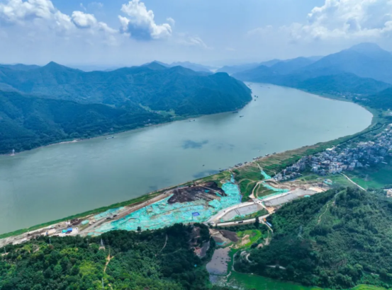 97A0AA75DE6651847AE39DCCABA_B5F3D235_DDE4A