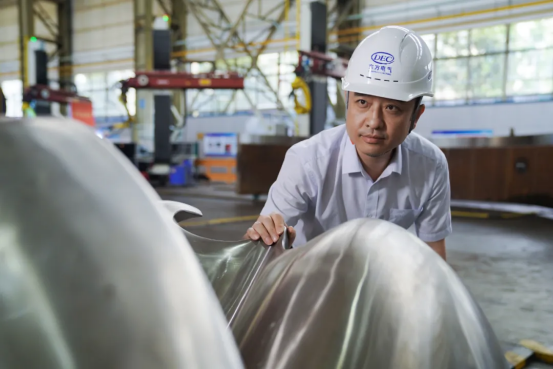 6807D09EAB294E4FDE48A18C33B_34ED9961_C7B4A