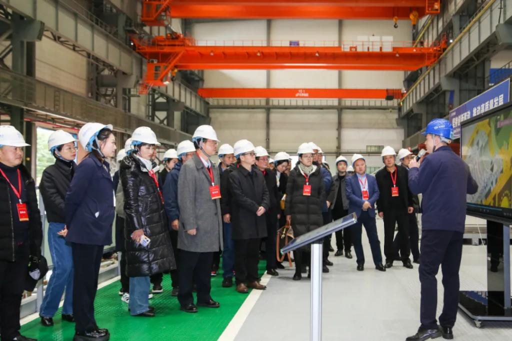 DCF7BB8D56C180DB890E347FFE4_5E083699_17309